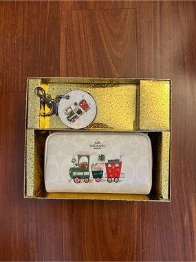Coach Holiday Boxed Train Cosmetic Bag and Keychain Mirror Set